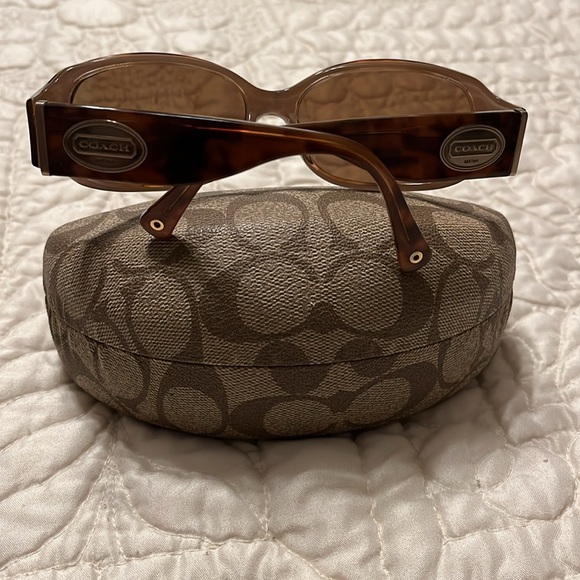 Coach official tortoise shell prescription sunglasses with bifocals in case - Picture 8 of 8